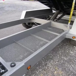 BWise 7 x 18 Gooseneck Tri-Axle Dump Trailer Hydraulic Jacks