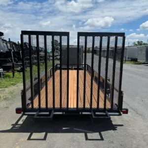 BWise 7 x 20 Low Profile Equipment Trailer Landscape Ramp