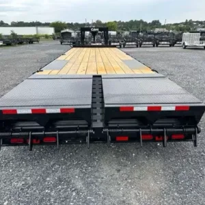 CAM Superline 8 x 30 Gooseneck Deckover Equipment Trailer