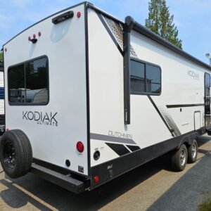 2025 Dutchmen Kodiak Ultimate 2921FKDS (PET-RVC-0058)