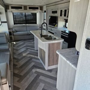 2024 Crossroads Zinger ZR380FB (PET-RVC-0070)