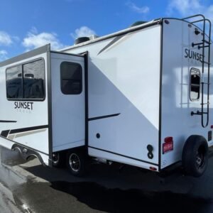 2024 Crossroads Sunset Trail Super Lite SS212RB
