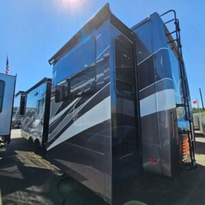 2024 Crossroads Redwood RW4150RD